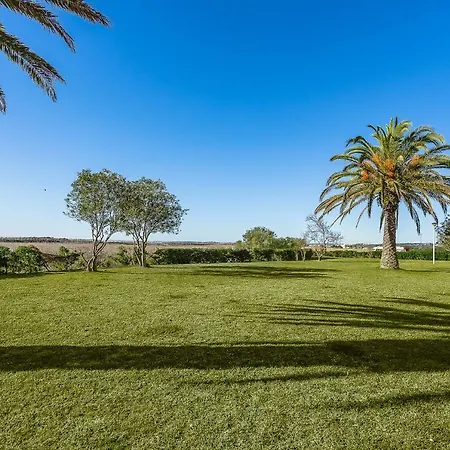 Beachfront Relax By Real Life Concierge Apartment Alvor